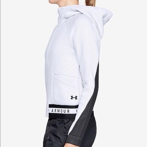 NWT! Under Armour Temperature Control Full-zip